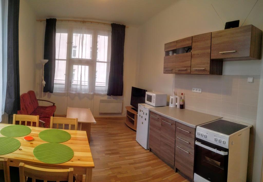 Jezerka Apartments Prague Exterior photo