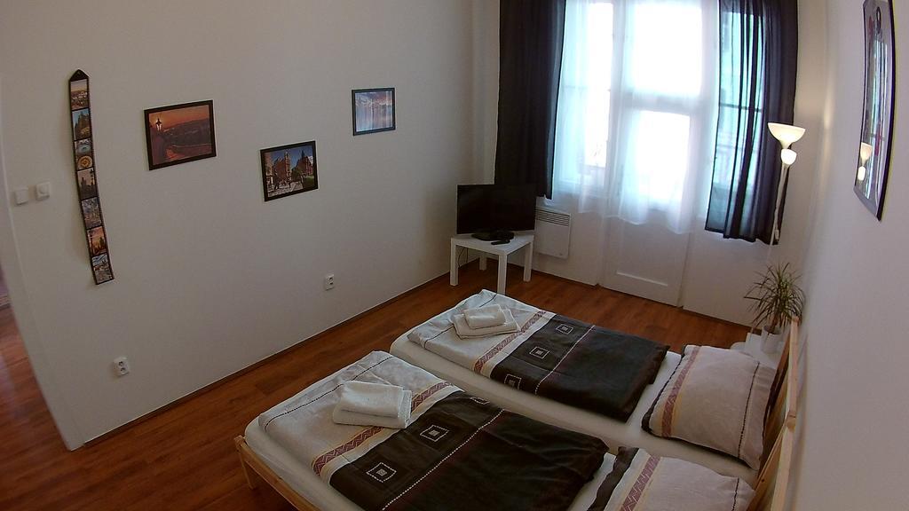 Jezerka Apartments Prague Exterior photo