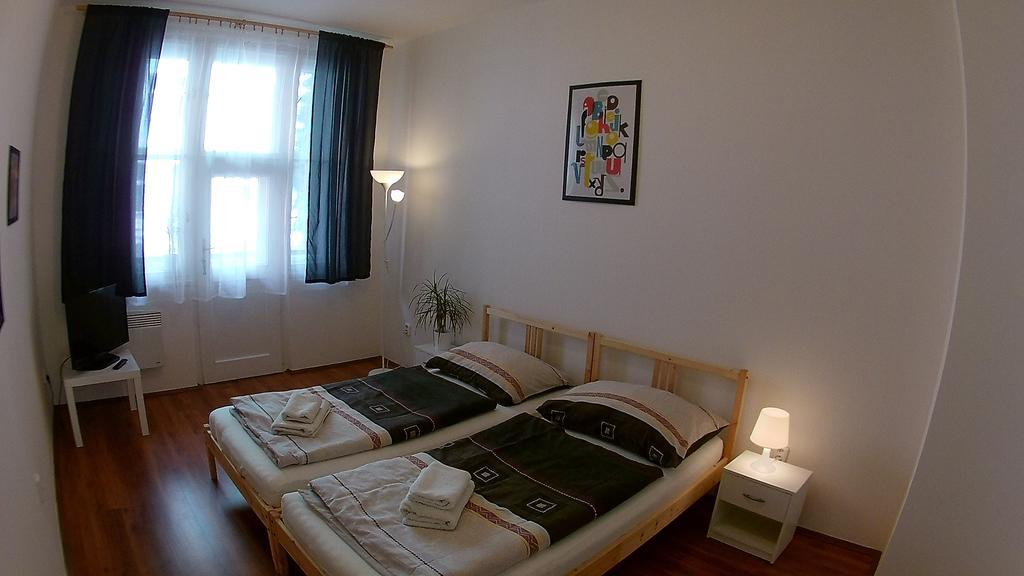 Jezerka Apartments Prague Exterior photo