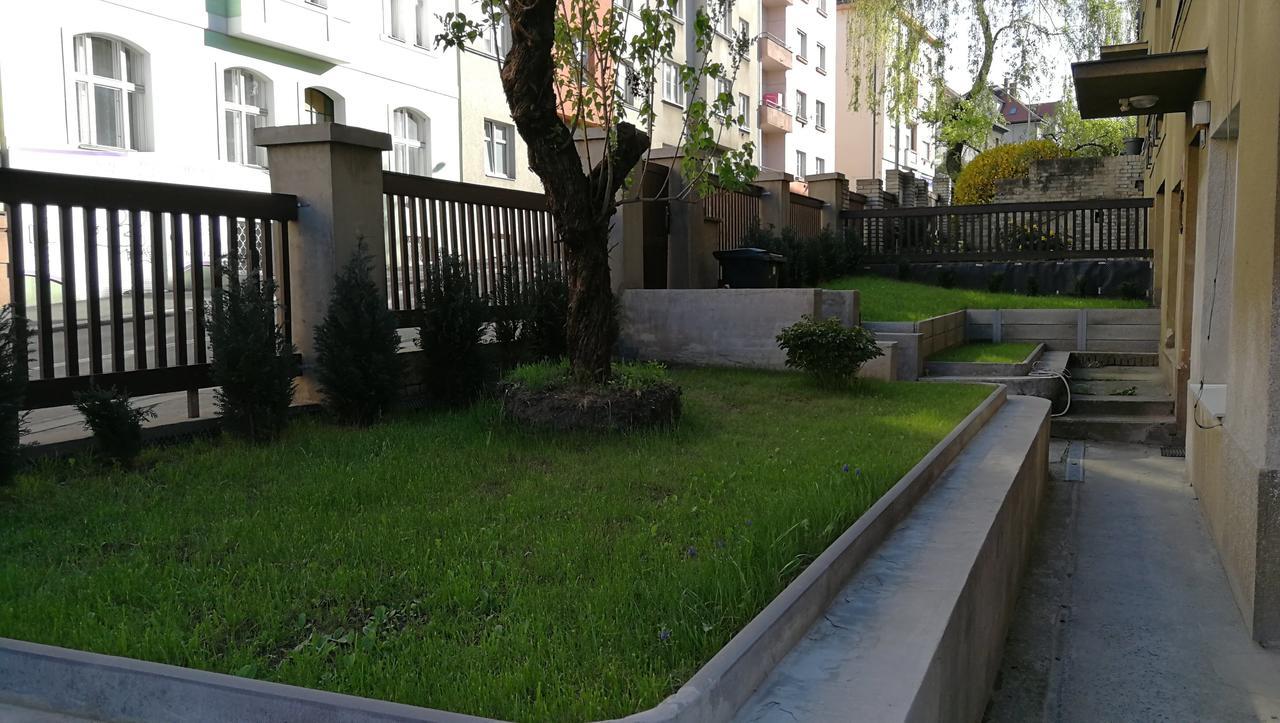 Jezerka Apartments Prague Exterior photo