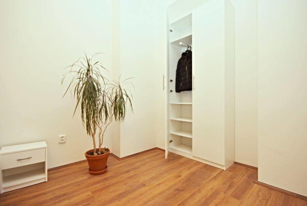 Jezerka Apartments Prague Exterior photo